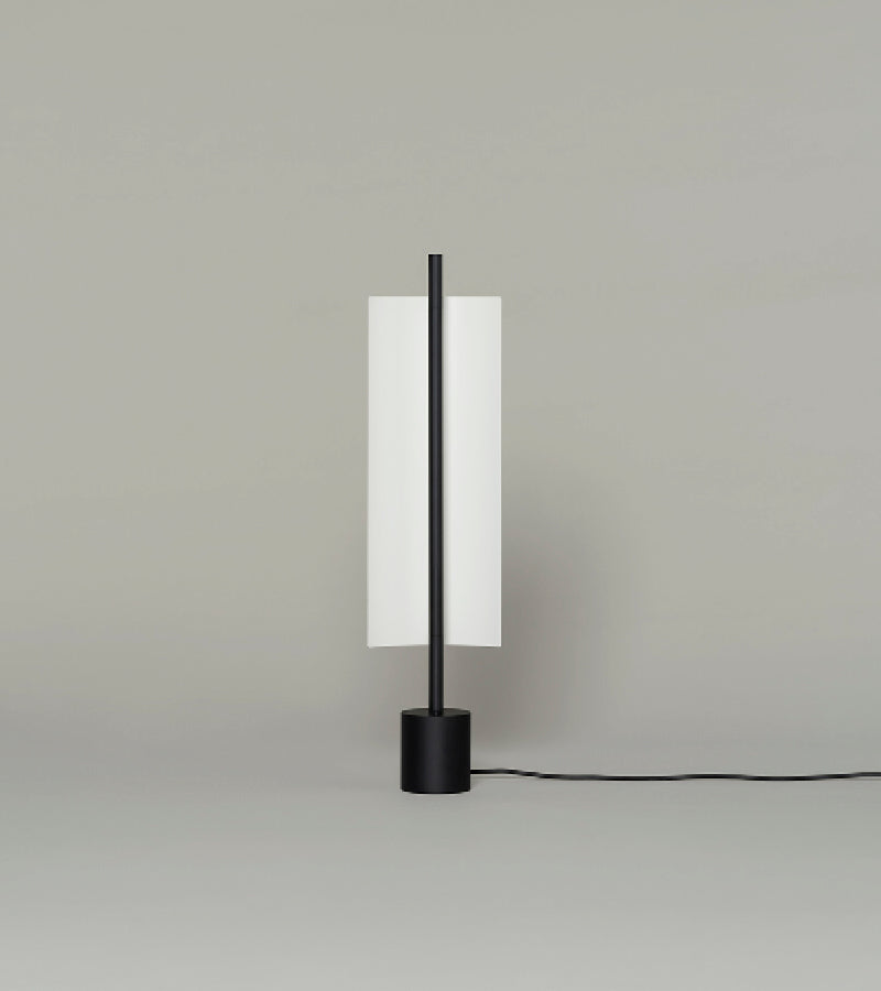 Lámina 45 Table Lamp