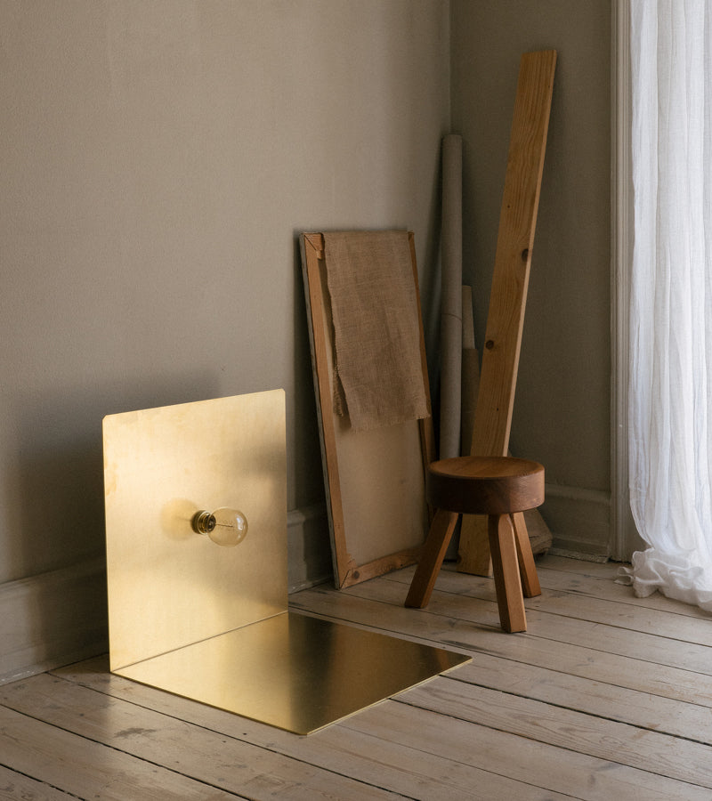 90° Floor Light • Brass